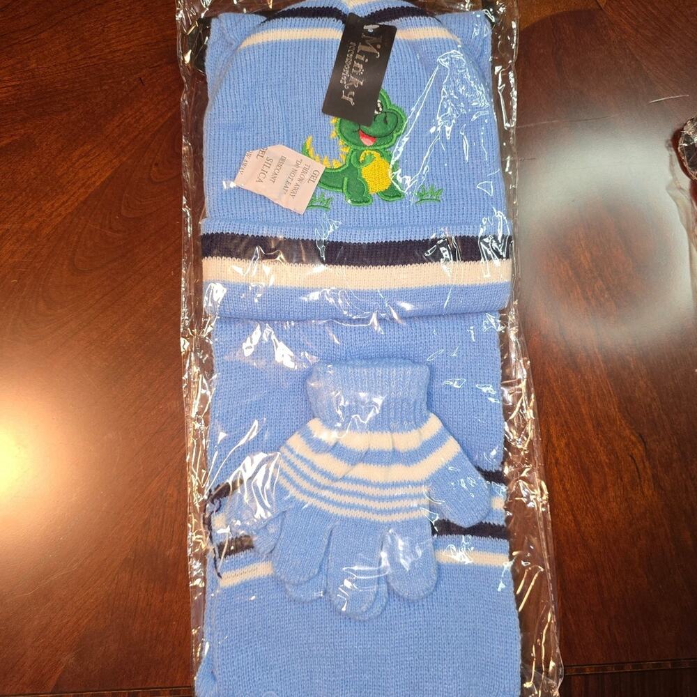 Minky blue Dinosaur Scarf and Beanie Set NWT